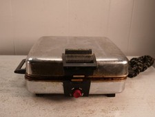 Vintage Manning-Bowman Chrome Electric Waffle Iron 37502 Reversible Griddle USA picture