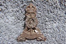 WW2 British Army Issue Plastic Cap Badge,Royal Pioneer Corps picture