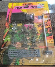 Vintage 1970s Laramie Corp. US Army Fighting  Force 9639-6 Made In Hong Kong picture