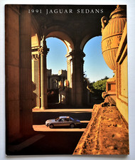 ORIGINAL 1991 JAGUAR SEDANS SALES BROCHURE CATALOG ~ 36 PAGES ~ 9