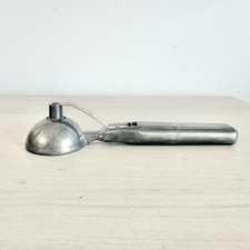 Vintage BASKIN ROBBINS Push Button Metal Ice Cream Scoop Buildit Engineering Co picture