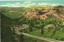 Scottsbluff Nebraska Winding Highway Scenic West Chrome Postcard 1952 Unused picture