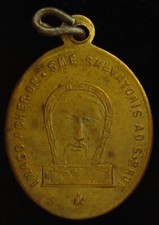 Vintage Jesus Medal Catholic Holy Face Scala Sancta Rome Light in Weight picture