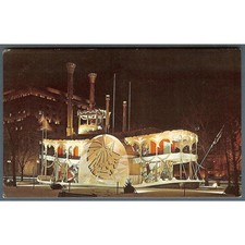 St Louis Mo Missouri ~ Memorial Plaza Yuletide Holiday display ~ 1950s postcard picture