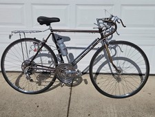 Schwinn Varsity 1972 Professionally Rebuilt picture