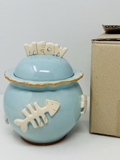 NEW Carmel Ceramica Blue Cat Treat Food Jar Embossed Airtight Lid picture