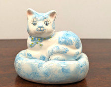 Vintage Blue White Cat Salt Pepper Shakers Ceramic Kitten on Cushion Pillow Set picture