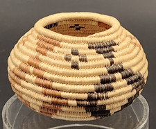 Hand-Woven Coil Tohono O'odham? Papago Miniature Basket Southwestern 2.25