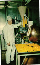 Vintage Lederle Laboratories Accogel Pharmaceutical Advertising Postcard picture