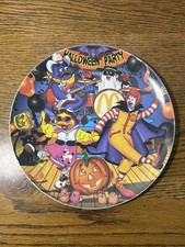 Vtg 2001 McDonalds Halloween Party Plate 9.5