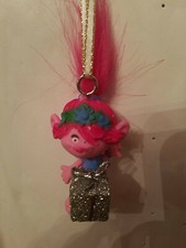NEW DREAMWORKS TROLLS WORLD TOUR PRINCESS POPPY TROLL GIFT CHRISTMAS ORNAMENT  picture