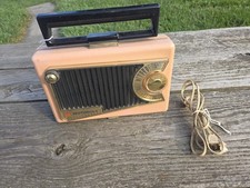 Vintage 1956 MOTOROLA FIESTA Pink Leatherette Tube Radio Model 56L3A picture