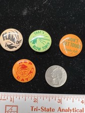 4 VINTAGE ARMOUR FRANKS PIN BACKS picture