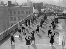 1931 Women From The Bbcs Bush House In The Strand London Old Photo picture