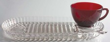 Anchor Hocking Royal Ruby Snack Set-Plate and Regular Punch Cup 6712055 picture