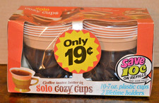 Solo Cozy Coffee Disposable Cups Vintage 70’s Unopened Box of NOS picture