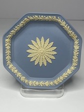 Wedgwood Jasperware Snowflake Blue Cream Octagon Plate Dish Floral Home Decor picture