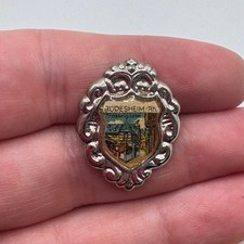 Vintage Rudesheim am Rhein Germany Shield Souvenir Lapel Pin Drosselgasse Crest picture