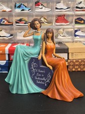 A Sister's Love is Fashionably Fabulous from the Keith Mallett's Soulfully Used. picture