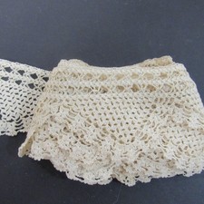 Lovely Antique Lace Trim - Fine Hand Crocheted Ivory Cotton - 2.5 In x 3.5 Yds picture