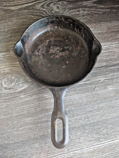 VTG Unmarked Griswold Iron Mountain No. 3 1031 6 ¼ Inch Cast Iron Skillet picture