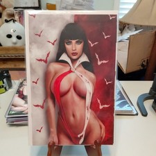 Vampirella Year One Virgin Variant Ltd. 110/400 COA Piper Rudich Dynamite 2022 picture