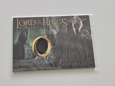 2004 topps chrome lord of the rings witch-king's robe picture