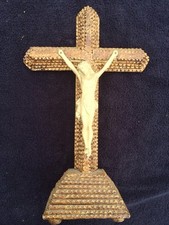 VINTAGE TRAMP ART CRUCIFIX CROSS LARGE 16 3/4