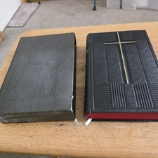 Vintage 1954 German Bible In Slide In Box  Printed In Germany Review All Photos  picture