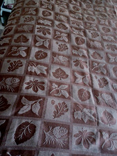 Brown leaf Damask polyester tablecloth 54