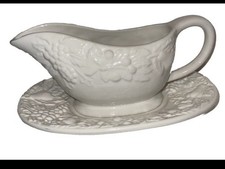 Oneida Gravy Sauce Boat Server w/ Under Plate Large White Embossed Fruit Design picture
