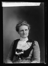 Photo:Mrs. J.H. Stephens Portrait c1894-1901 picture
