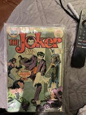 DC Comics 1975 1st Issue The Joker Bagged And Boarded As His picture