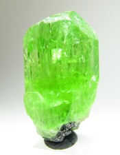 ATTRACTIVE VIBRANT SPARKLING GEM CHROME DIOPSIDE CRYSTAL TANZANIA picture