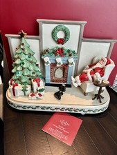 Lenox HOLIDAY COZY CHRISTMAS Lights Up Musical Mantlepiece Santa Fireplace NEW picture