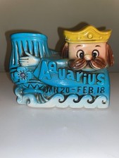 Vintage Zodiac Aquarius Horoscope Ceramic King Water As-is Read picture