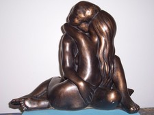 Lovers Embrace Sculpture Bronze Finish, Chalk Patina Leonardo Artworks. 1968 VTG picture