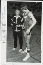 1978 Press Photo Basketball coach Jim Rheem, player Greg Dreiling - lra47340 picture