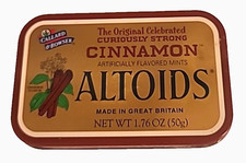 Vtg Altoids Great Britain Callard & Bowser Cinnamon Mints 1.76 oz Collectibl Tin picture