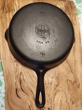 Vintage GRISWOLD Cast Iron SKILLET # 7 SMALL BLOCK LOGO Restored  picture