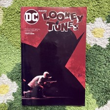 DC Meets Looney Tunes Comic Book 2018 RARE Batman/Elmer Fudd Trade Paperback  picture