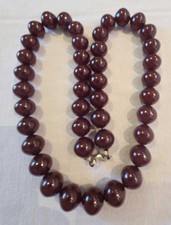 Antique Necklace 82,2 grs Marbled Cherry Amber  Bakelite  Faturan 42    Beads picture