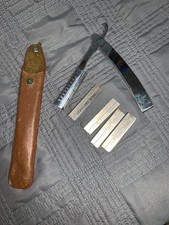 Koren War Shaving Straight  Razor w/ Blade's Army Issue Vintage 1950s W/Case picture