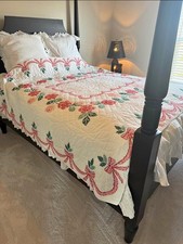 Vintage Paragon Roses and Bows Quilt 87x76 Grandma Core picture