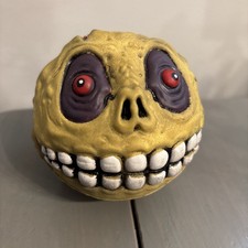 MAD BALLS SKULL FACE KID ROBOT Rubber Figure 4