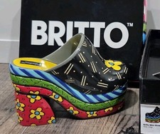 ROMERO BRITTO CLOG Figurine Shoe NEW Artwork 3.5