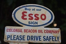 1950s ESSO COLONIAL BEACON OIL COMPANY STAMPED PAINTED METAL TOPPER SIGN GAS CAR picture