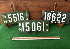 THREE ANTIQUE NEW HAMPSHIRE GREEN PORCELAIN LICENSE PLATES 1914, 1916 & 1918 picture