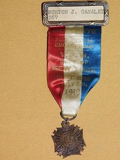 VINTAGE 1940 VFW OGDENSBURG   NY  MEDAL & RIBBON PIN picture