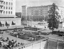A garden restaurant between cafe-restaurants Warsaw Budapest Berli- 1954 Photo picture